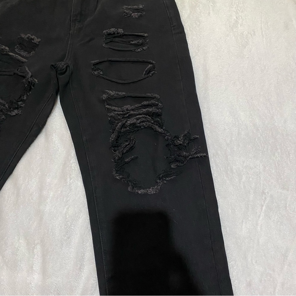 SOLD ❌ Shein Jeans - Picture 3 of 6